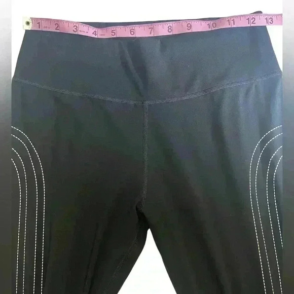 Nike Dri Fit Leggings Size Medium - Picture 4 of 9